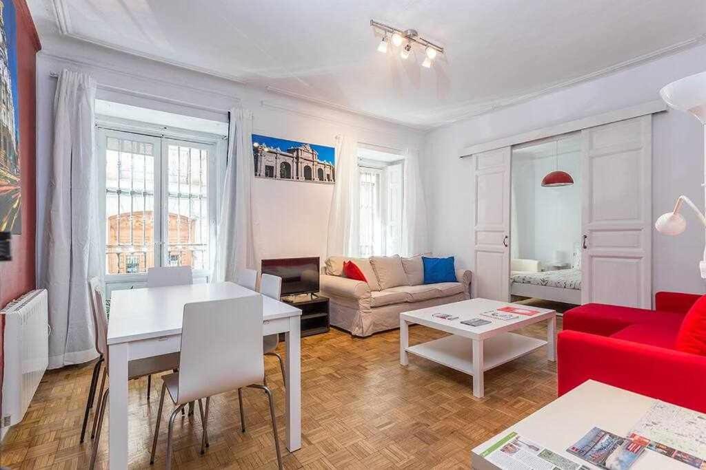 Piso Confortable Y Centrico Apartment มาดริด ภายนอก รูปภาพ